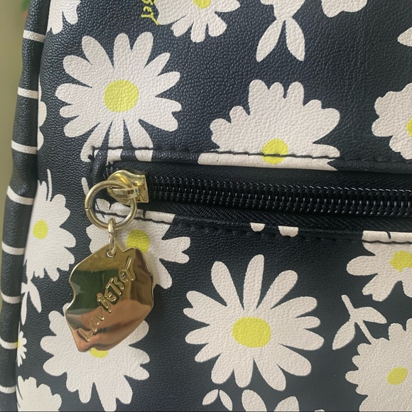 Daisy Mini Backpack - Betsey Johnson - Picture 2 of 8